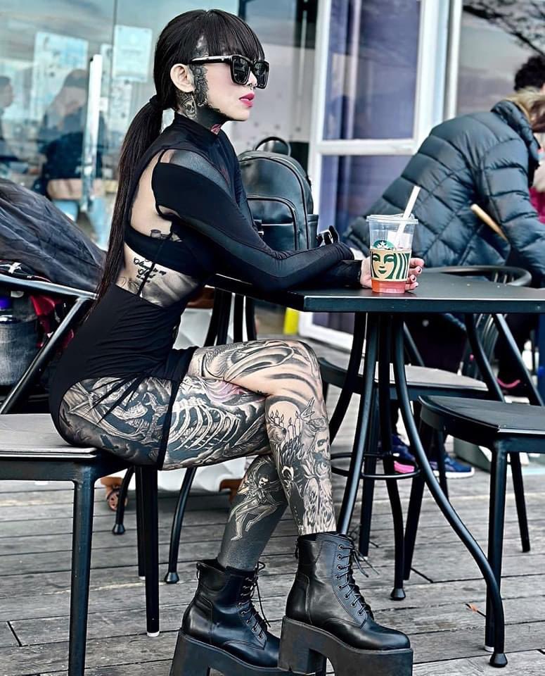 gothmania666's tweet photo. https://t.co/9jrzEwnnus