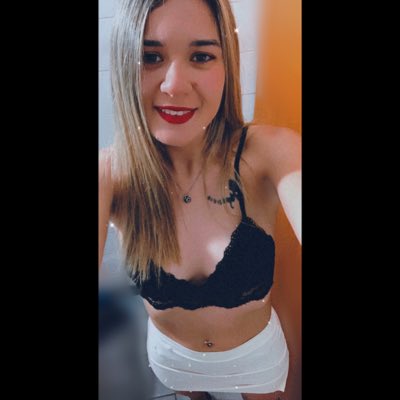 floreleno's tweet photo. #NuevaFotoDePerfil https://t.co/sXEtTesuNi