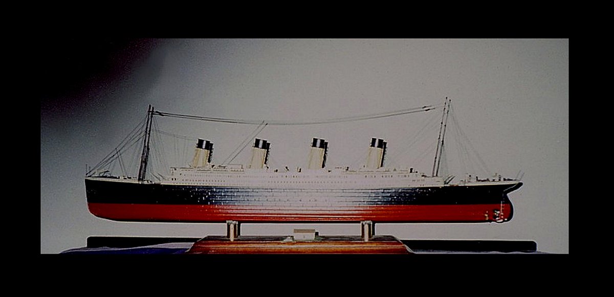 EPAthensbury's tweet photo. I built and enhanced this just before I began my first work in wood.  It's a flash image with a paper-camera, unclear, and the only one I have of the 1/350th-scale model.  I drilled out every last porthole of the hull and lined each with gold paint, and that's just one feature... https://t.co/6sZHEFzS7e