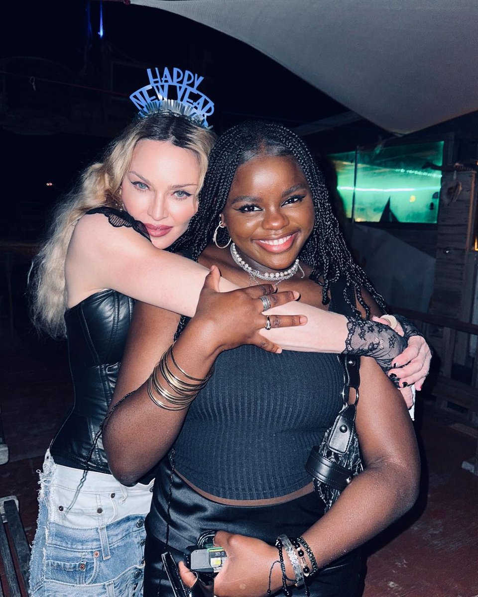 Madonna ringing in the #NewYear with family and friends. #HappyNewYear24 

from #Madonna #INSTAGRAM 
👉instagram.com/p/C1kkui4v452/
#Madonna #StBarth #ChevalBlanc #Caribbean #HappyNewYear #HappyNewYear2024