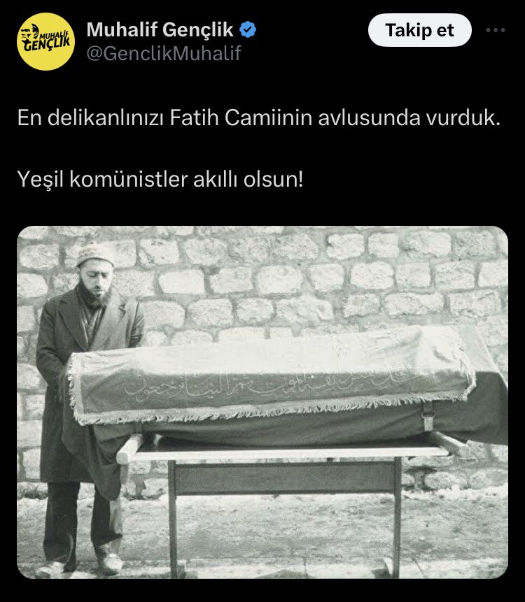 gizliservis06's tweet photo. Ümit Özdağ’ın sosyal medya çetesi.

İç savaş için mücadele etmeye devam ediyorlar. Devlet daha ne kadar izleyecek? Ne zaman seslerini kesecek? 

Müslümanların sabrı taşınca mı? https://t.co/HNrJjTWGVW