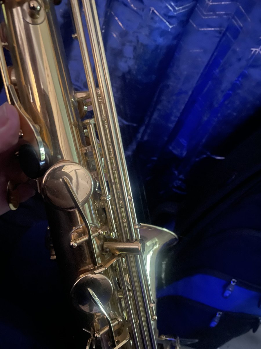 kenwhelan's tweet image. Here we go again. 
#100DaysOfPractice Day 1
Working on air support for tenor sax today.
Adding it to my alto playing but it has quite a different feel.
