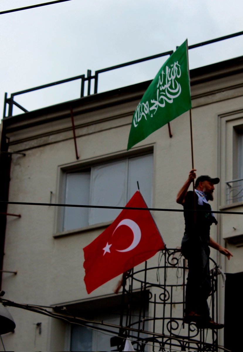 Tevhid Bayrağı bizim yaşam sebebimiz. Biz Hiranın çocuklarıyız olimposun çocuklarına söyleyin bu topraklar bizim.

#2024NewYear #tevhidbayrağı #islambirliği