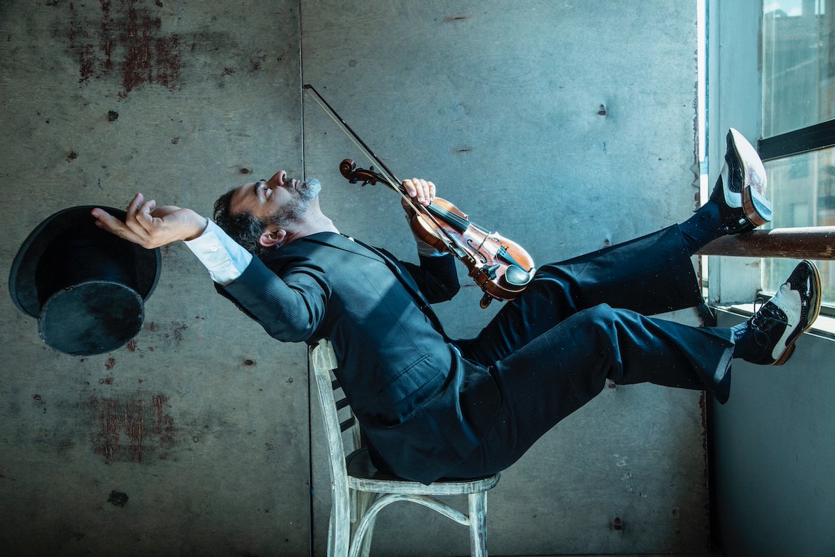 ¡ADIÓS 2023! ¡BIENVENIDO 2024! 
📷 @kaothic_alice