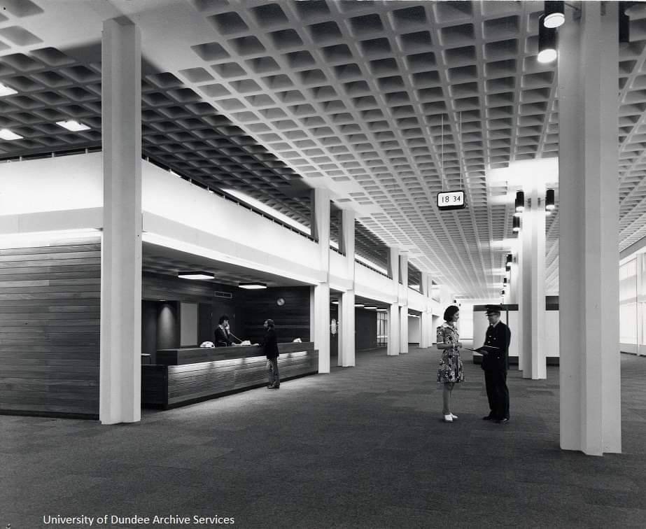 ❤🏥🥰 This year marks 50 years since Ninewells Hospital first opened! The hospital treated their first patients in January 1974 before being officially opened by the Queen Mother on 23 October 1974! This was the hospital entrance ahead of its opening year! #Ninewells50 #Dundee