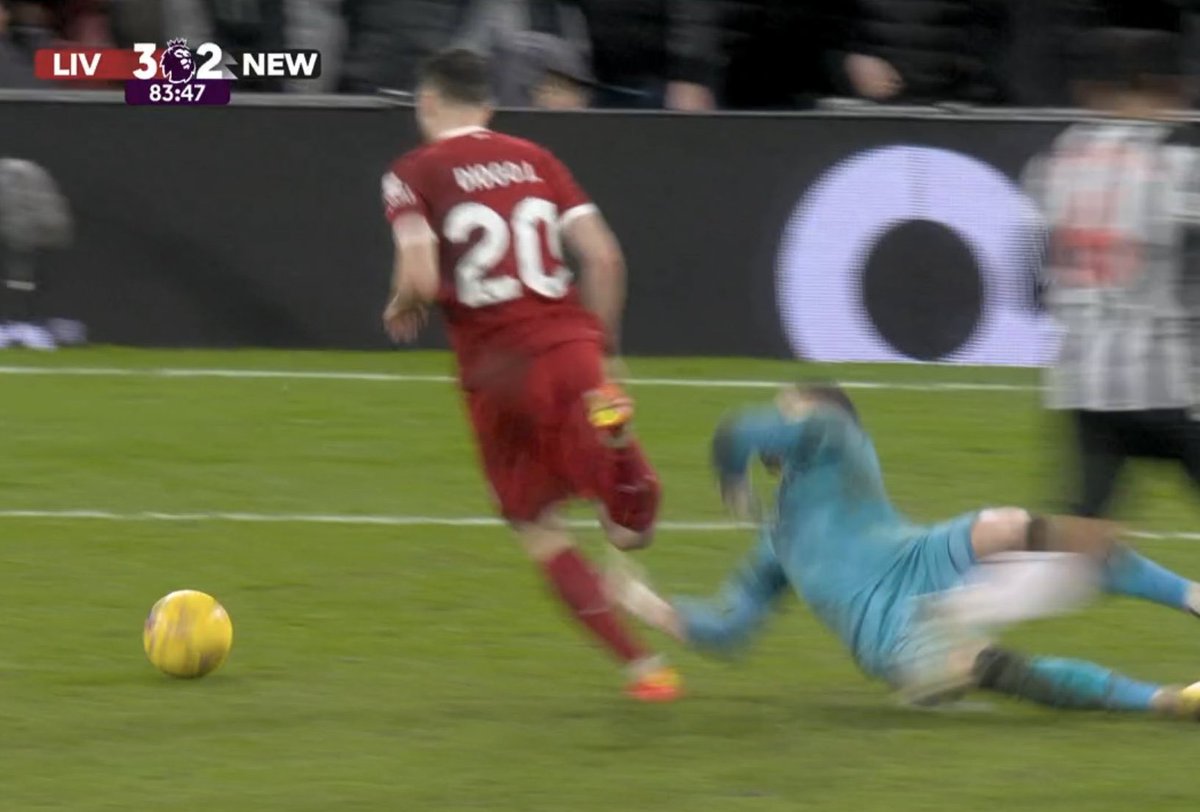 talkSPORT tweet media