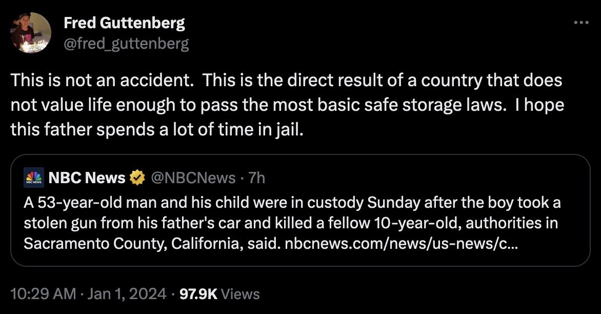LucianArgues's tweet image. Context. Fred blames "safe storage laws" but this involved a FELON with a stolen gun. How does Freddiekins here expect to get FELONS to safely store guns that they stole?

Anyone?

@fred_guttenberg demonstrates #toxicstupidity

#guncontrolkills