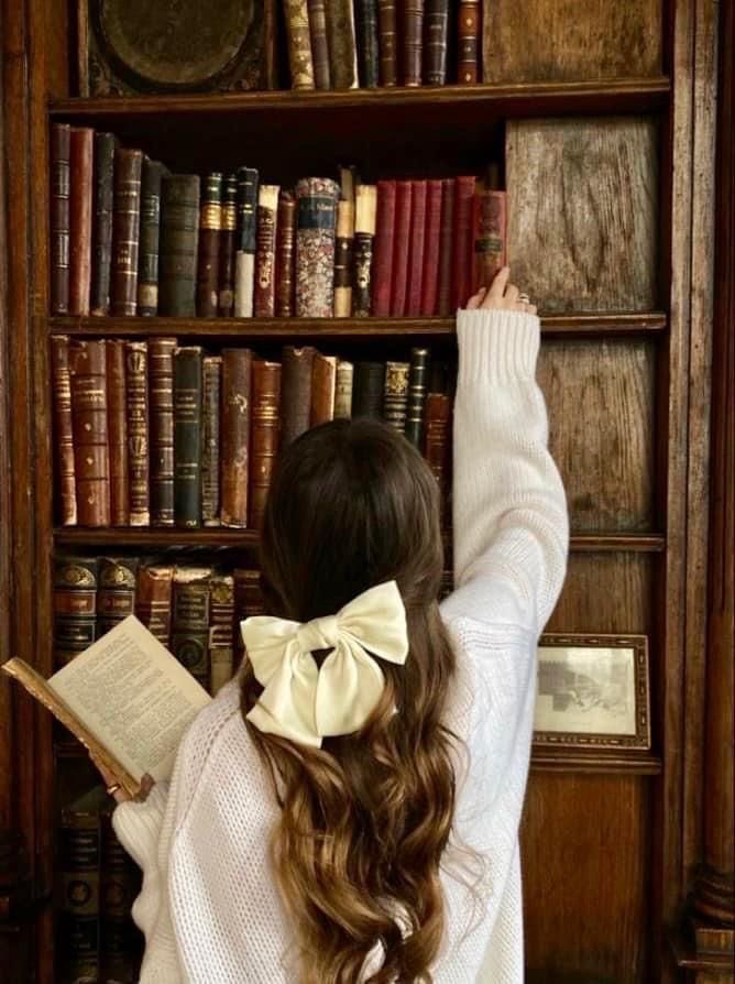 ♡ livros lidos em 2024 ♡
         ↳ a thread
⠄⠂⠁⠁⠂⠄⠄⠂⠁⠁⠂⠄⠄⠂⠁⠁⠂⠄
"Sempre imaginei que o paraíso fosse uma espécie de biblioteca". -
Jorge Luis Borges