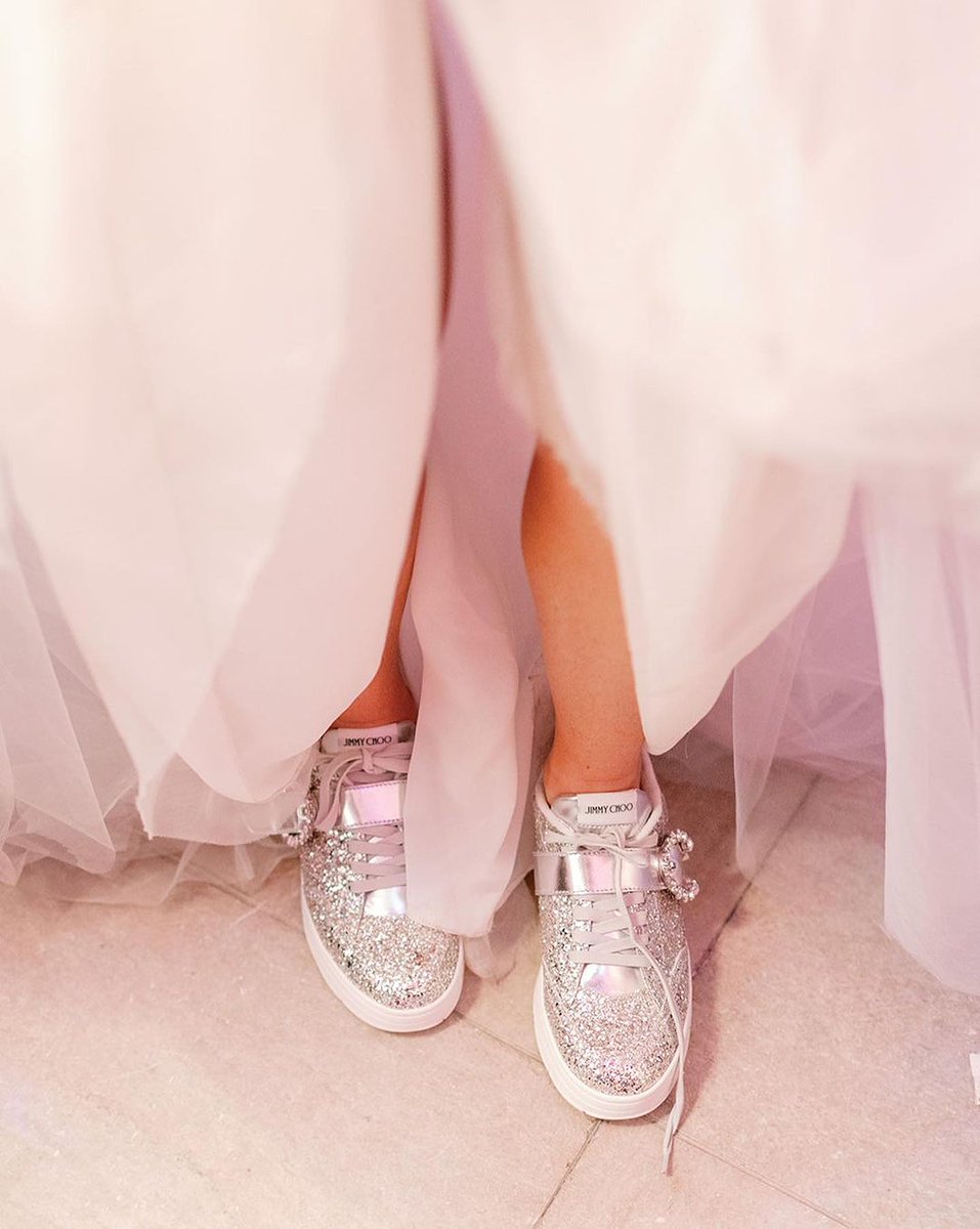 DesignCuisine's tweet photo. Dancing into 2024 like 🪩👟 
We are looking forward to upcoming wedding and event celebrations this year! Happy New Year 🥂

#DesignCuisineEvents #2024 #happynewyears #newyearseve #nye #newyear #happynewyear #catering #eventcatering #weddingfood #dcweddingplanner #dmvcaterer https://t.co/pt9f6G7WwC