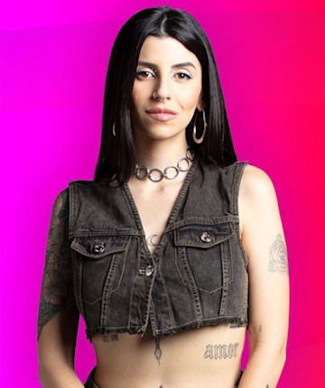 izzy tweet media