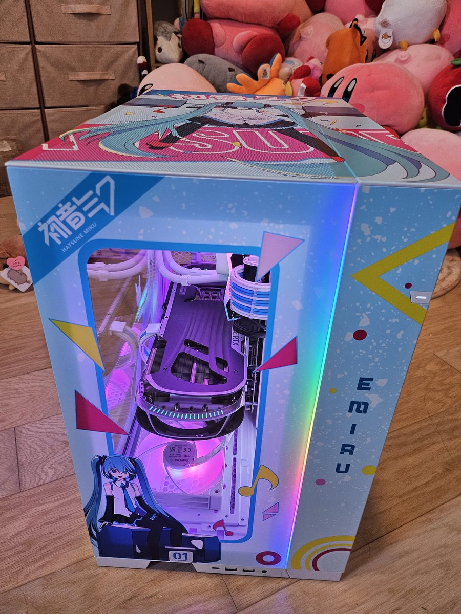 starforge built me this beautiful one of a kind miku pc as a new years gift, im absolutely in love 😭💙