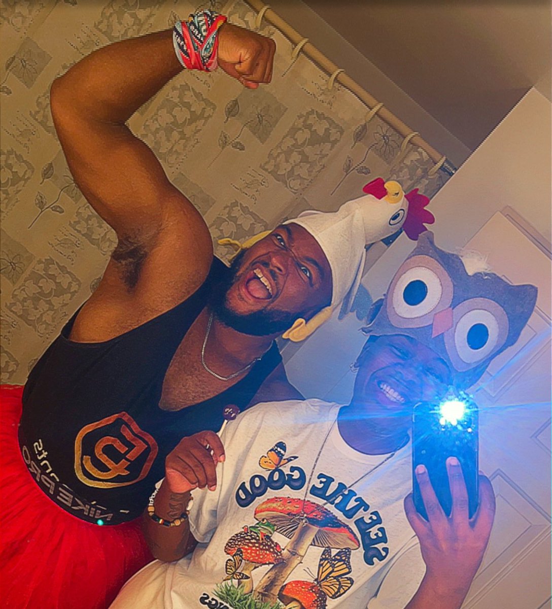 auntbeezy_'s tweet image. “Survivor 45 is for the Birds” 🦉 #Survivor #survivor45 #lulu