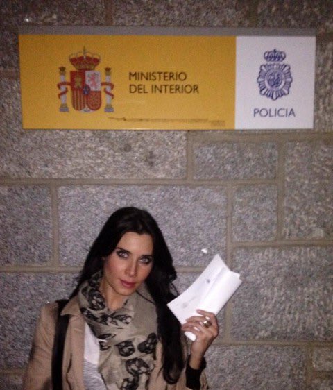 petardaaaaaa's tweet photo. Acabáis de echar a una persona con un talento digno de final. España se ha equivocado.

 #OTGala5 https://t.co/0BlxtMvlB0