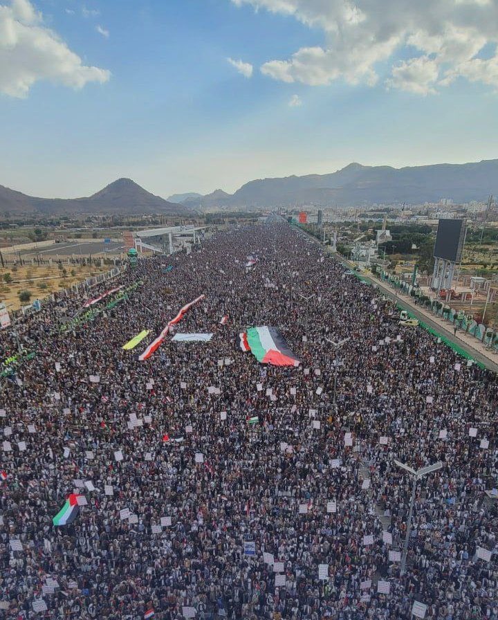 mhdksafa's tweet photo. Thank you America, Germany, Türkiye, Yemen, London, Ireland, Scotland, France, Spain, Japan, South Korea, Jordan, South Africa, Australia, Canada, and beyond.

Don’t stop talking about Gaza in 2024. https://t.co/dFMbaLa57g