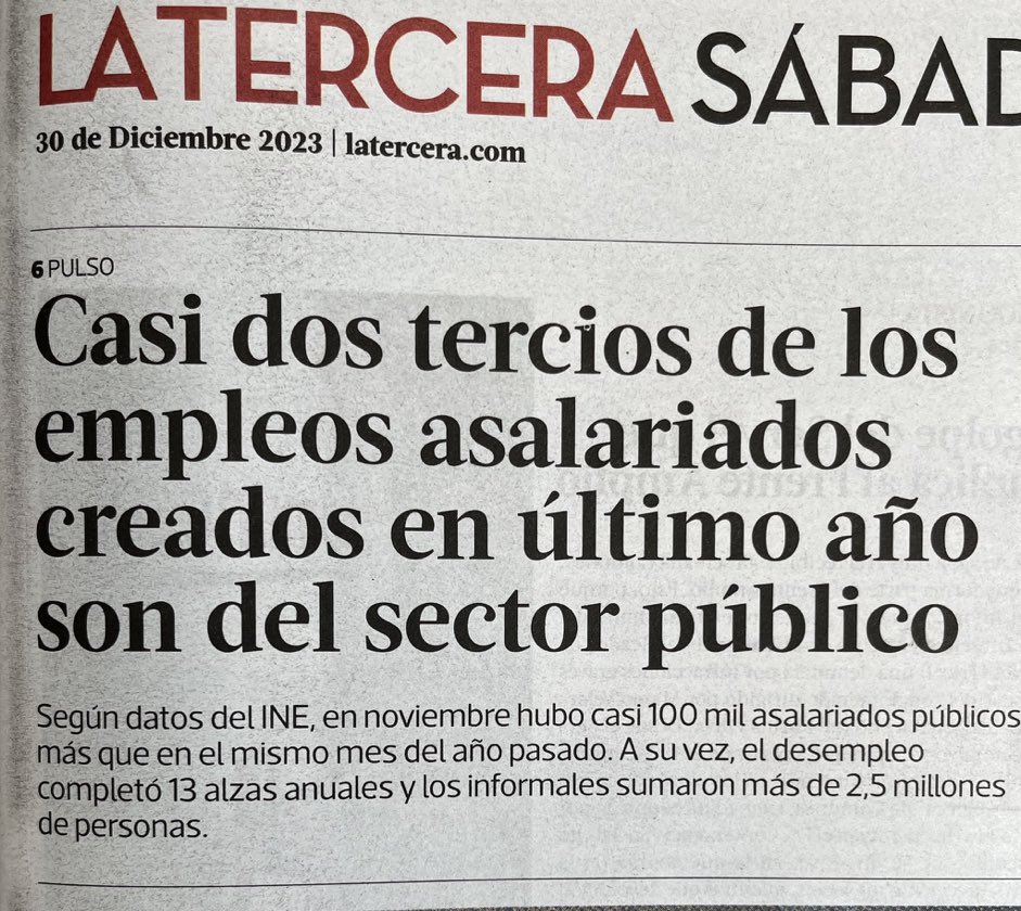 AXELKAISER's tweet photo. Formas legales de robo. Poner a todos tus amigos en el estado. https://t.co/WbhiCIkSuU