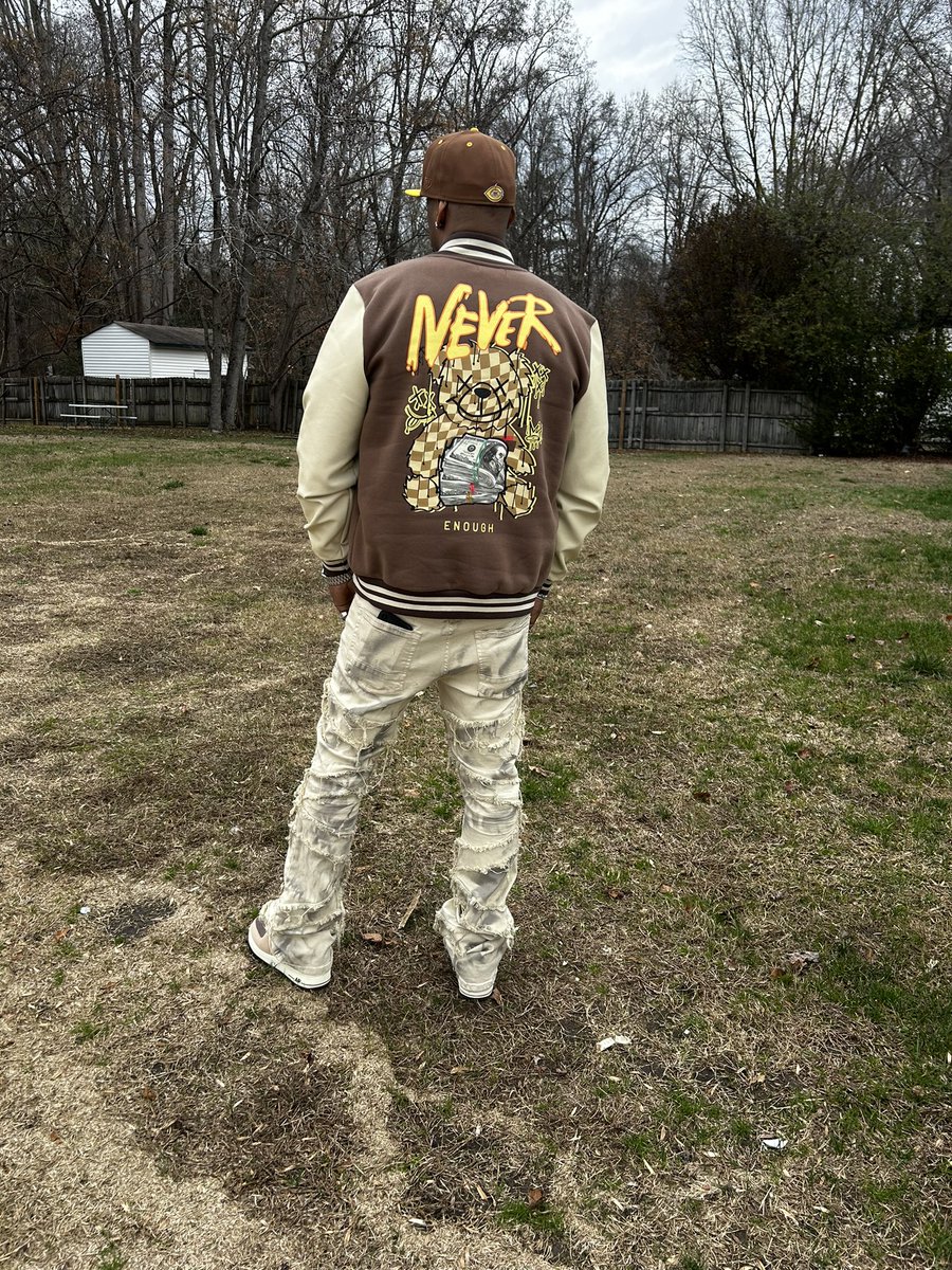I do what I do never enough money #LLQB #8thcity