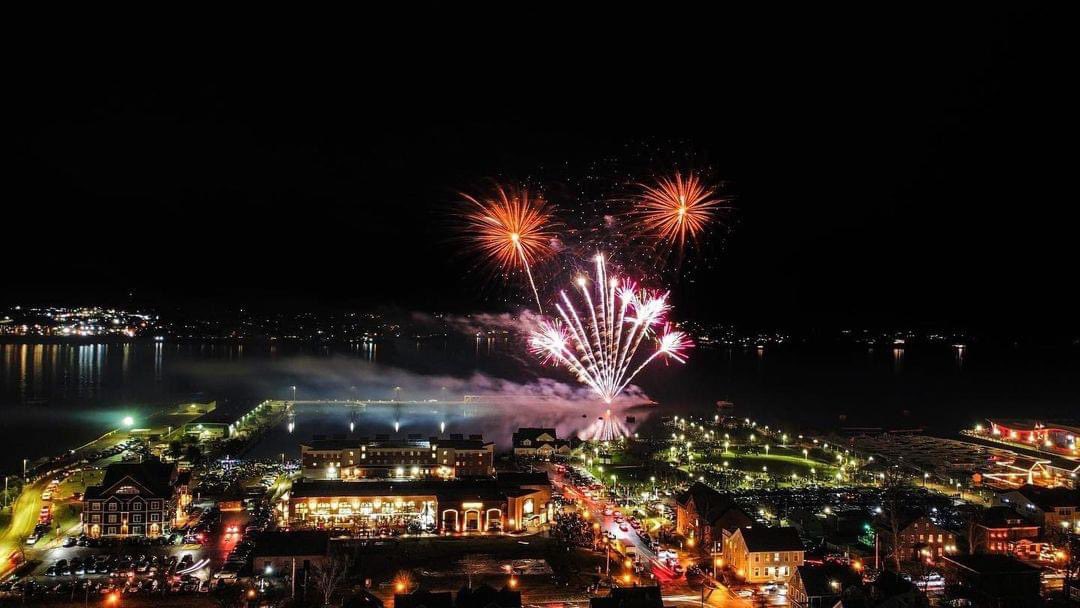 Happy New Year from Prince Edward Island! 🎉❤ 📸 AP Photography