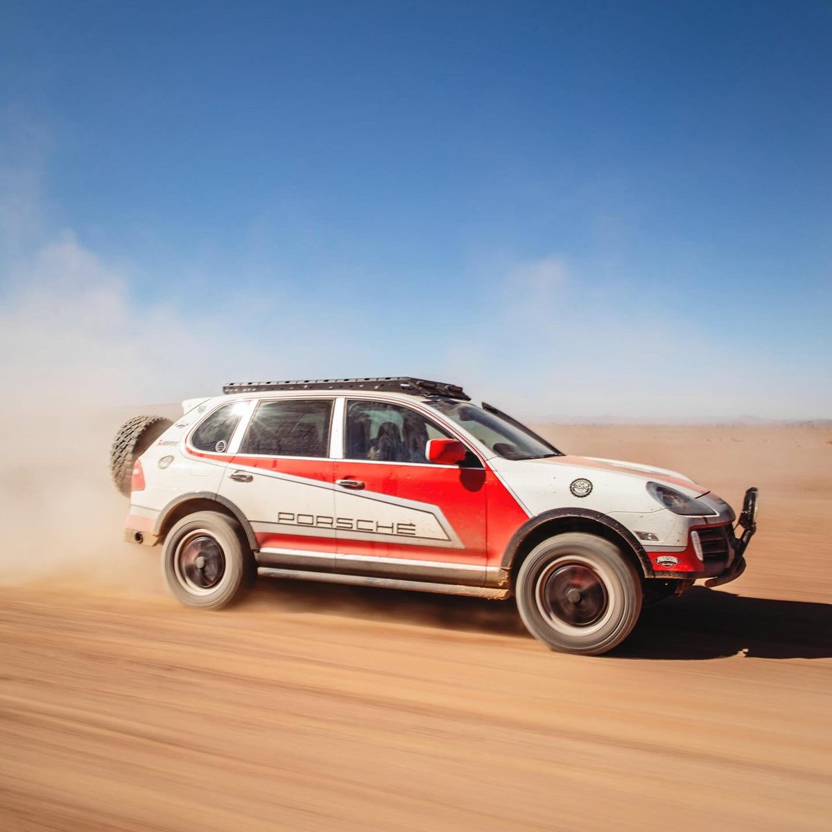 cmagudo's tweet photo. I Raid Marruecos @porscheclubespana 

#porsche #porscheclub #porscheclubespaña #porsche_offroad #porschecayenne #porschelife https://t.co/7vgIhTMt4v