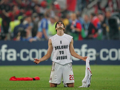I belong to jesus ☦️ ✝️

Kaká after the 2006/07 final where he assisted the winning goal for Filippo Inzaghi in a 2-1 win vs Liverpool