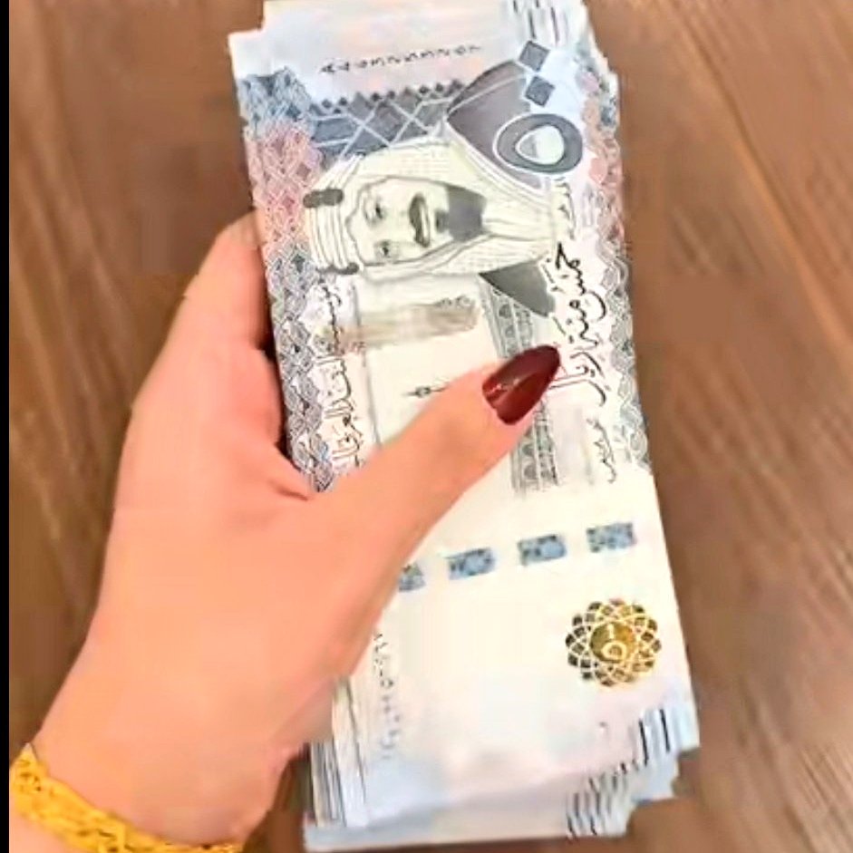 بشارة اليله  
أنت المقصود

أقسم لك ستبكي خلال ساعات من شدة الفرح بأذن الله.. أكتب يارب.
أختار رقم الظرف ، ولك فيها جائزه 👏🏻😍:
١-✉️     ٢-✉️       ٣-✉️        ٤-✉️

٥-✉️     ٦-✉️       ٧-✉️         ٨-✉️

٩-✉️     ١٠-✉️       ١١-✉️      ١٢-✉️

أكتب كلمة (تم) في الخاص