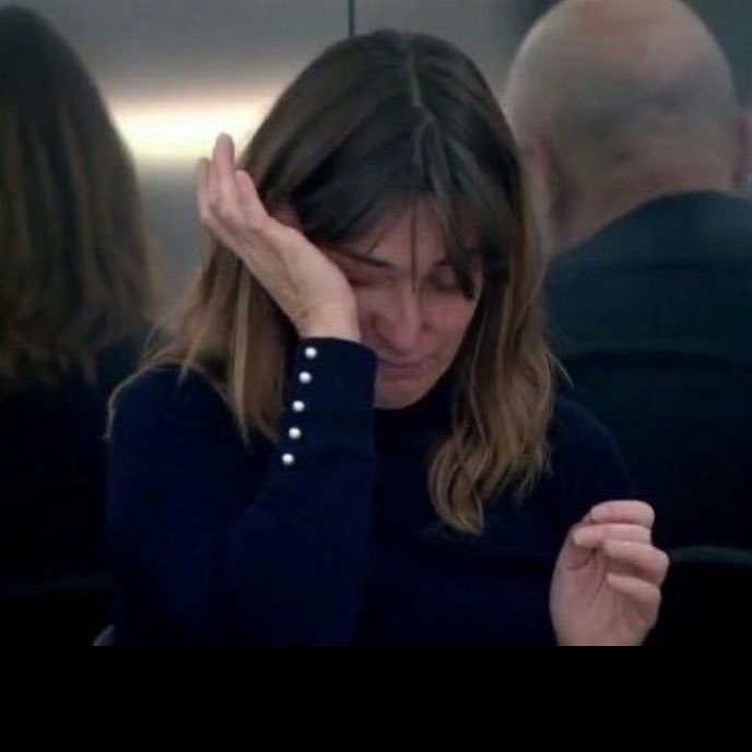 SrtaPickyGH's tweet photo. Os acordáis cuando Paul le dijo a Abril que a nadie le saldría poner su nombre? Pues ha pasado

Estoy hundida 

 #OTGala5 https://t.co/q2wMhfw3W7