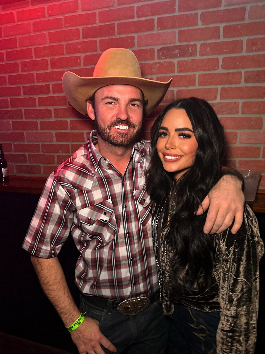 Happy New Year everyone!! 🧨🍾