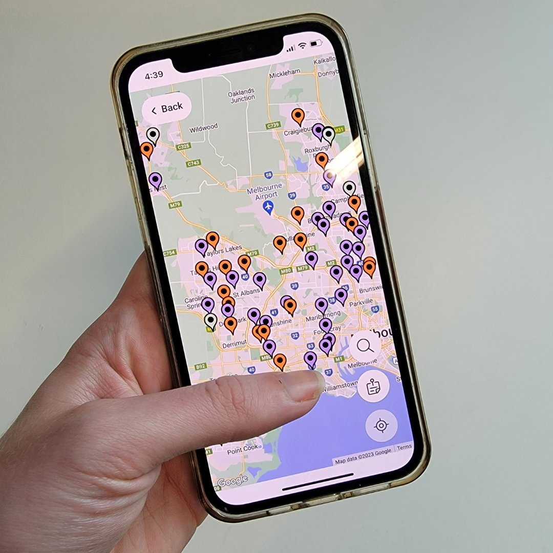 #HappyNewYear to @Victoria's Container Deposit Scheme West Zone Community! 
Have lots of holiday #bottles &amp; #cans to return?! 🎉🎇♻️ Download the CDS Vic West Zone app to find your nearest refund point:  cdsvicwest-app.com

#CDSVIC #recycle #sidehustle #environment