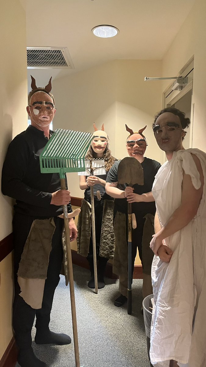 UNH Classics tweet media