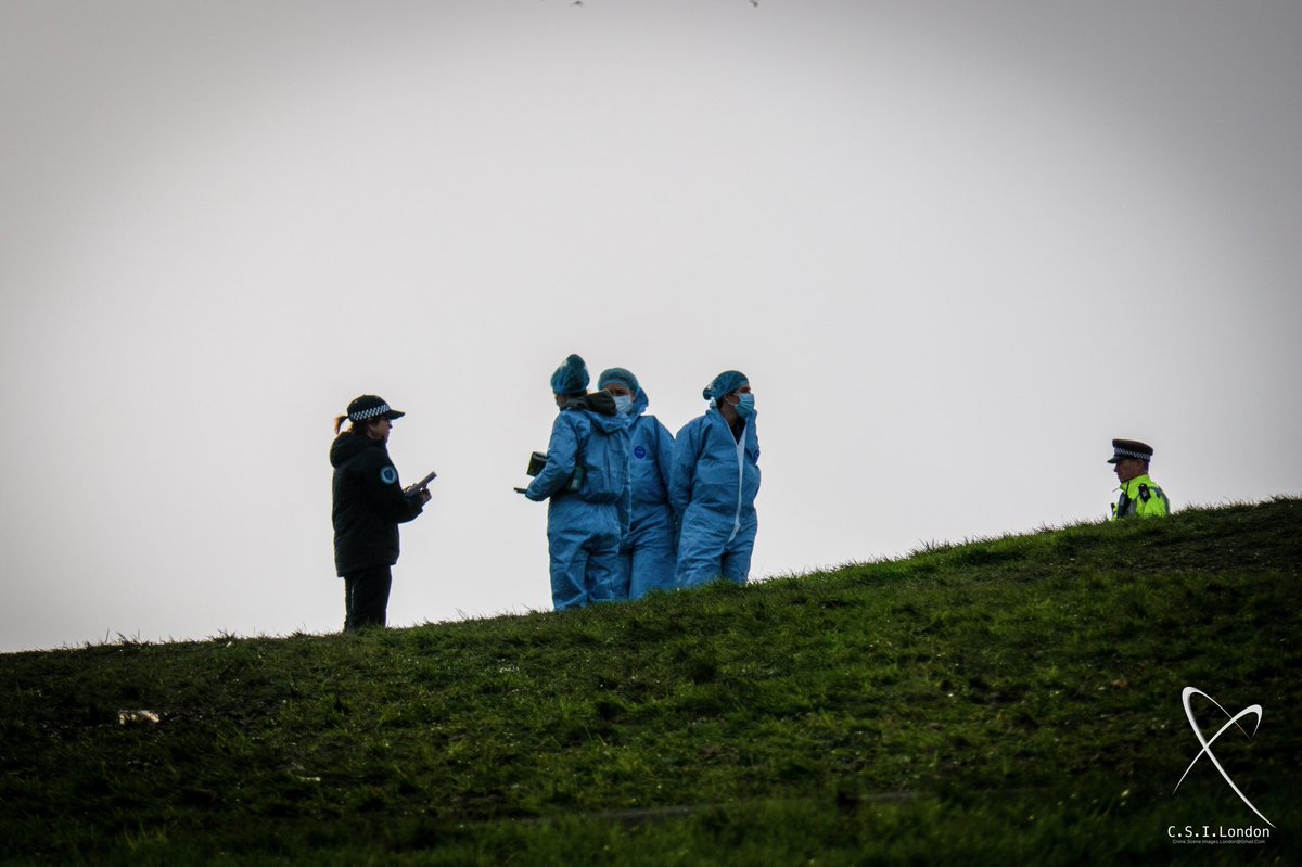 csi_london's tweet photo. @CrimeLdn @ScarcityStudios @999London @uknip247 @obbsie @MPSCamden #knifecrime #AnotherLifeLost
01/01/24 #MurderInvestigation-#Fatal #Stabbing-Male 16 Deceased. Primrose Hill, #Camden, #NW3
Video: https://t.co/zw36bFMhAW https://t.co/pVvc2dREVJ