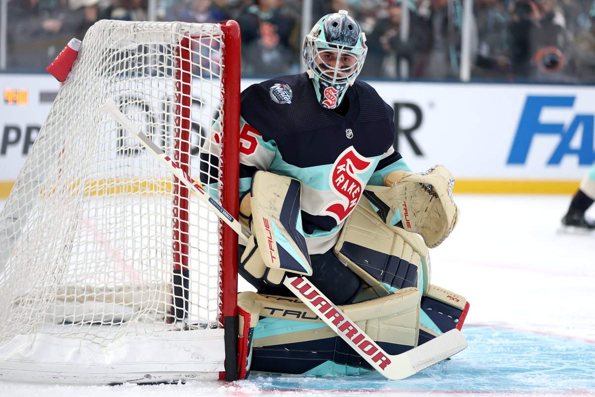 SeattleKraken's tweet photo. HISTORY!!!

With 35 saves, @JDac35 recorded the first-ever shutout in #WinterClassic history! https://t.co/FopGiqO3ey