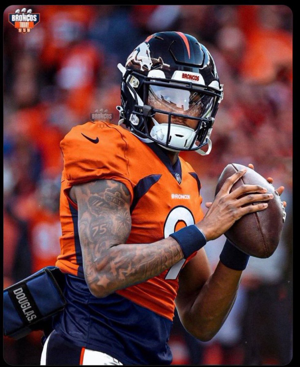 DailyBroncos's tweet photo. Michael Penix is the type of QB you don’t draft and regret. Like Lamar Jackson, trust your eyes. https://t.co/D8FMMkDPv8