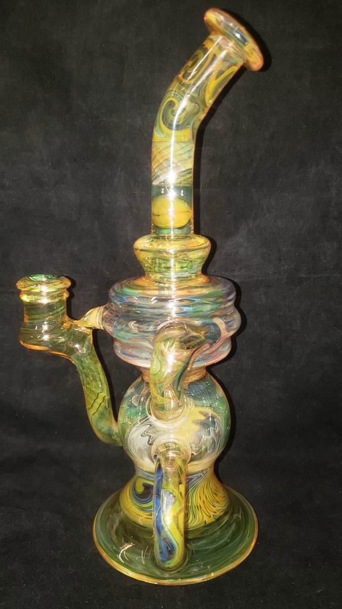 Fumed klein recycler. Hand made. 10 3/4 inches. 6 hole diff. 17 sections.#fumedglass #heady #fumed #glass #art #glassart #artist #americanglass #cannabis #hash #dab #kleinrecycler #madebyhand #glassofX #headyglass #artglass #bubbler #recycler