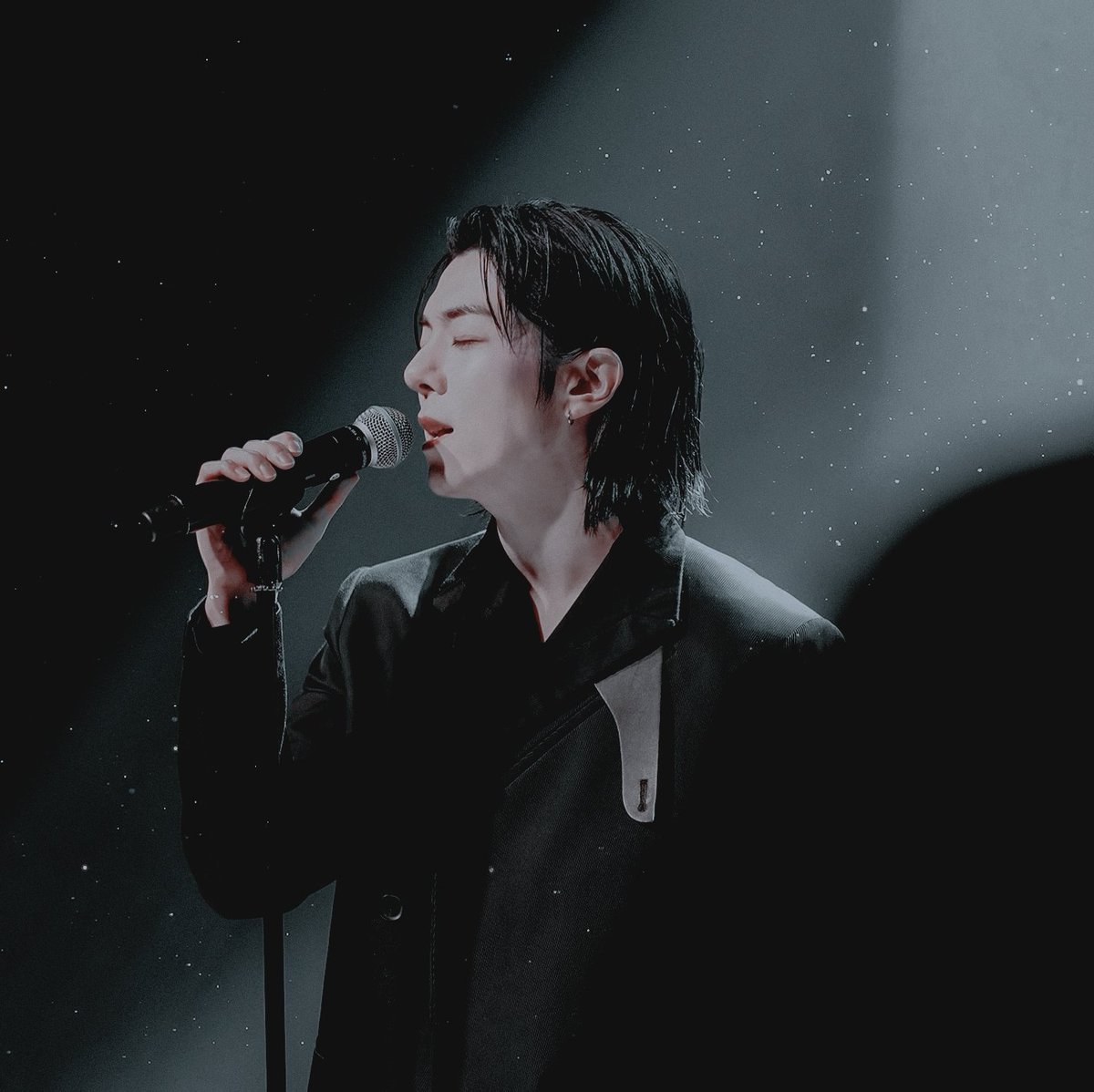 moa0JN's tweet photo. 231215 나노의 미리메리크리스마스

🌌🖤

영상공유 @ n01take님 🫶

#김재호 #김나노 #NANO #Kim_nanoise #KIMJAEHO https://t.co/r74gJOQjQm