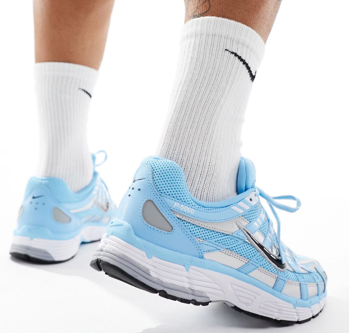 snkr_twitr's tweet photo. AD: Nike P-6000 'Aquarius Blue/Metallic Silver' 🧊 

ASOS US https://t.co/PwqqS4hwJX
Nike US https://t.co/moHWKSc9eG https://t.co/Q9l07FNVeL