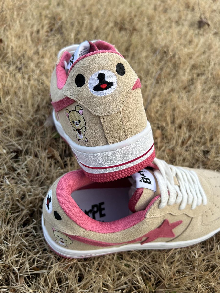 Rilakkumamemes's tweet image. Korilakkuma shoes :3