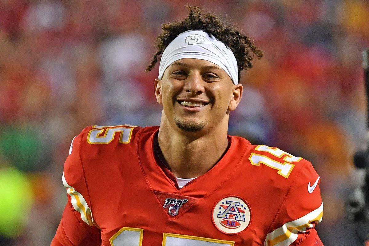 nflrums's tweet photo. Washington QB Michael Penix Jr. is the first QB since Chiefs Patrick Mahomes with back-to-back 4,500 yard passing seasons in College Football. https://t.co/hZgrGgXe3A