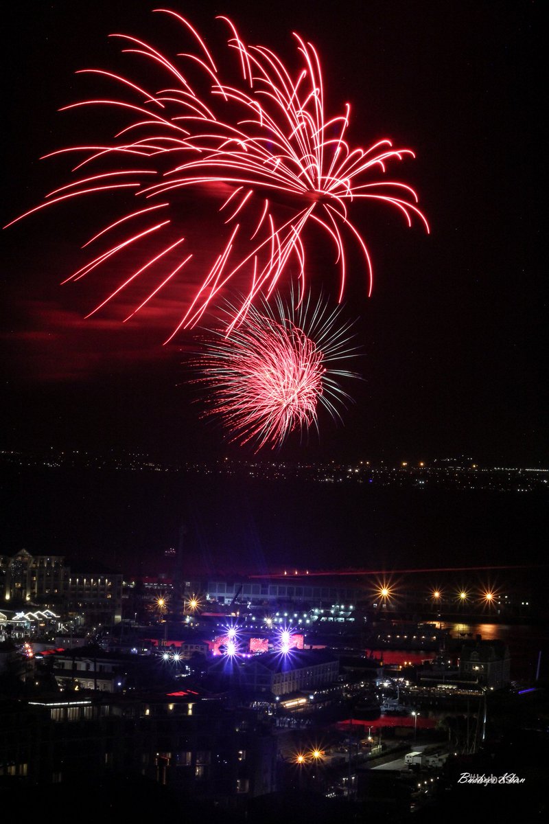 bybash2's tweet image. Happy new year 2024 @VandAWaterfront #vandawaterfront #bybash