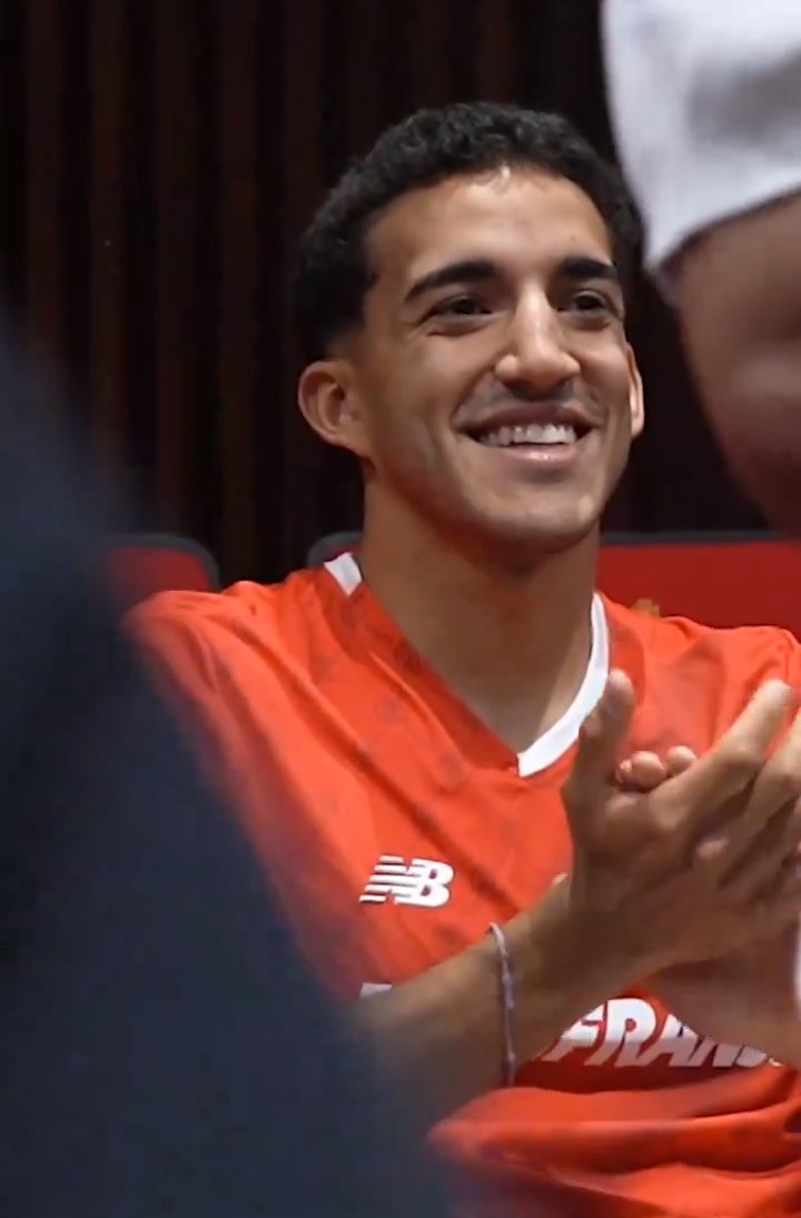 #OFICIAL
Federico Pereira es nuevo jugador de <a href="/TolucaFC/">Toluca FC</a>, llega procedente de Liverpool tras ser campeón de la Liga de Uruguay.

El defensor charrúa firma hasta 2027.