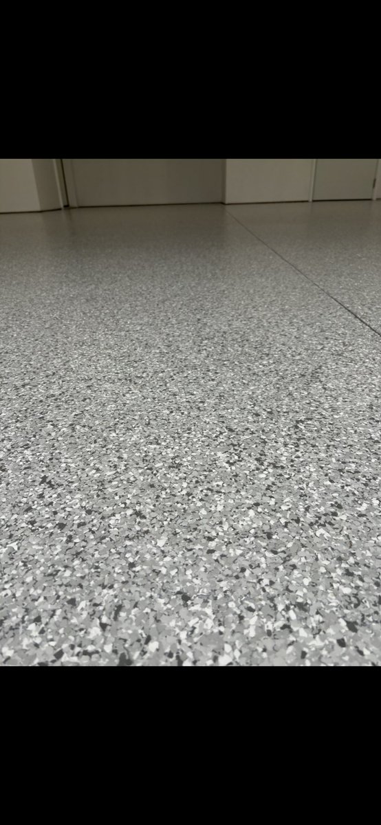 epoxycosd's tweet photo. To get on the books in 2024, contact us via email (chris@epoxycosd.com) or give us a call 📲 (605)376-0910. Take your garage to a new level this new year! 💎👌🏻 https://t.co/ksGzLyZIdR