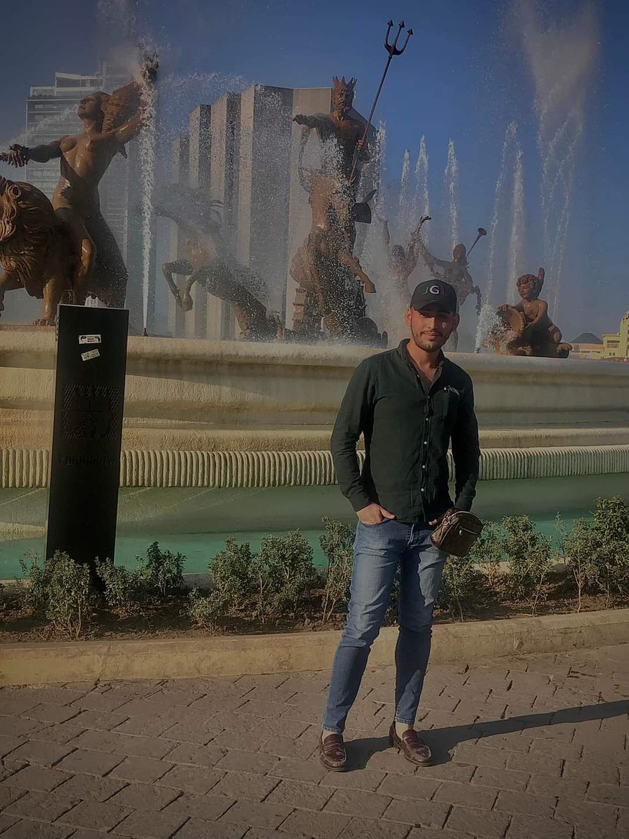 Panchiio_'s tweet photo. Óscar Barajas esposo de Kimberly la más preciosa, ahora entiendo todo🤤 #RT
@EncuentroGayMty @Funny_MXXX https://t.co/eidnC7yXMH