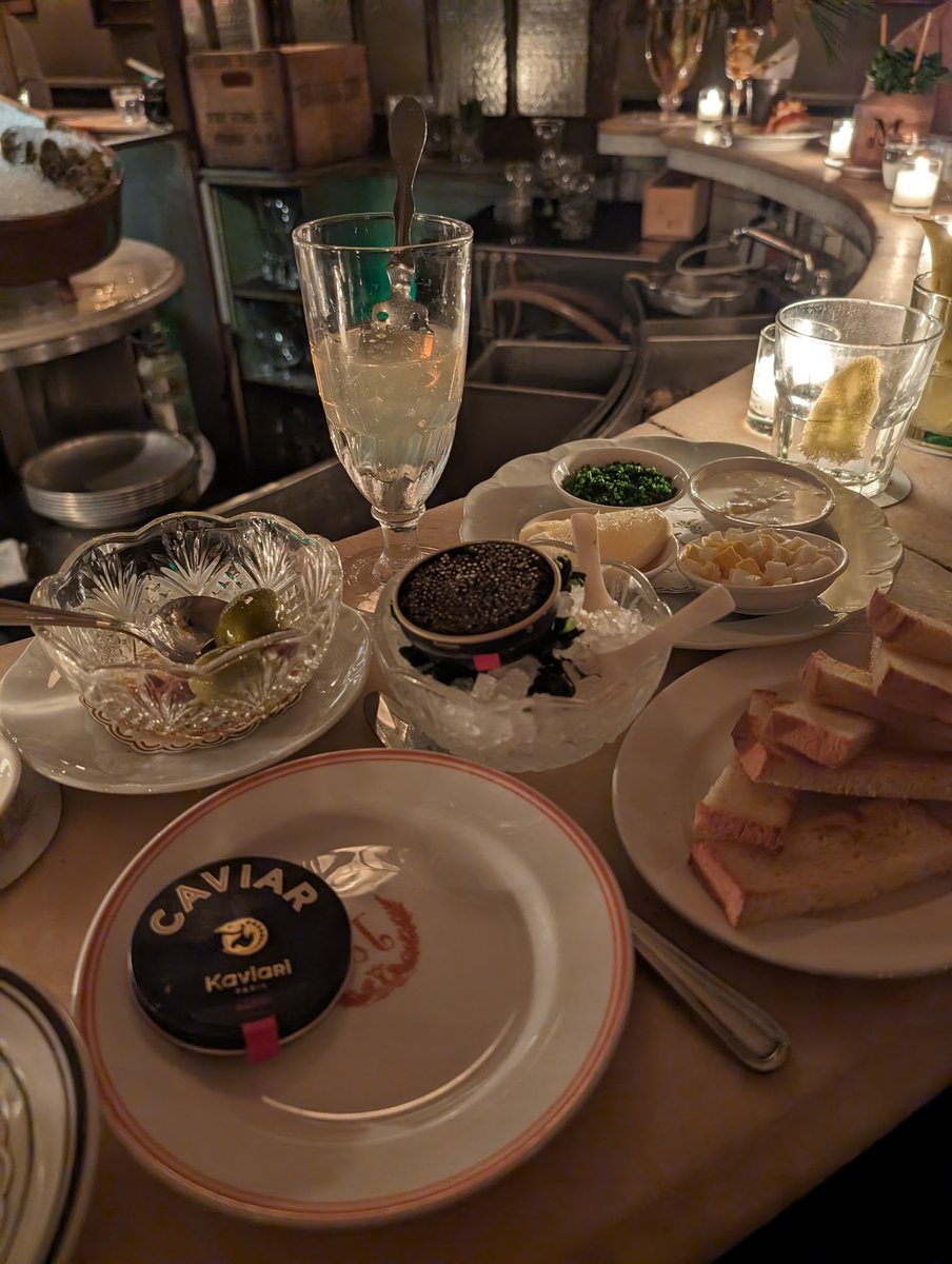 100g of caviar and several traditional (and a few oak aged) absinthes later... still alive! Pretty sure @MaisonPremiere is my new favorite place in Brooklyn.