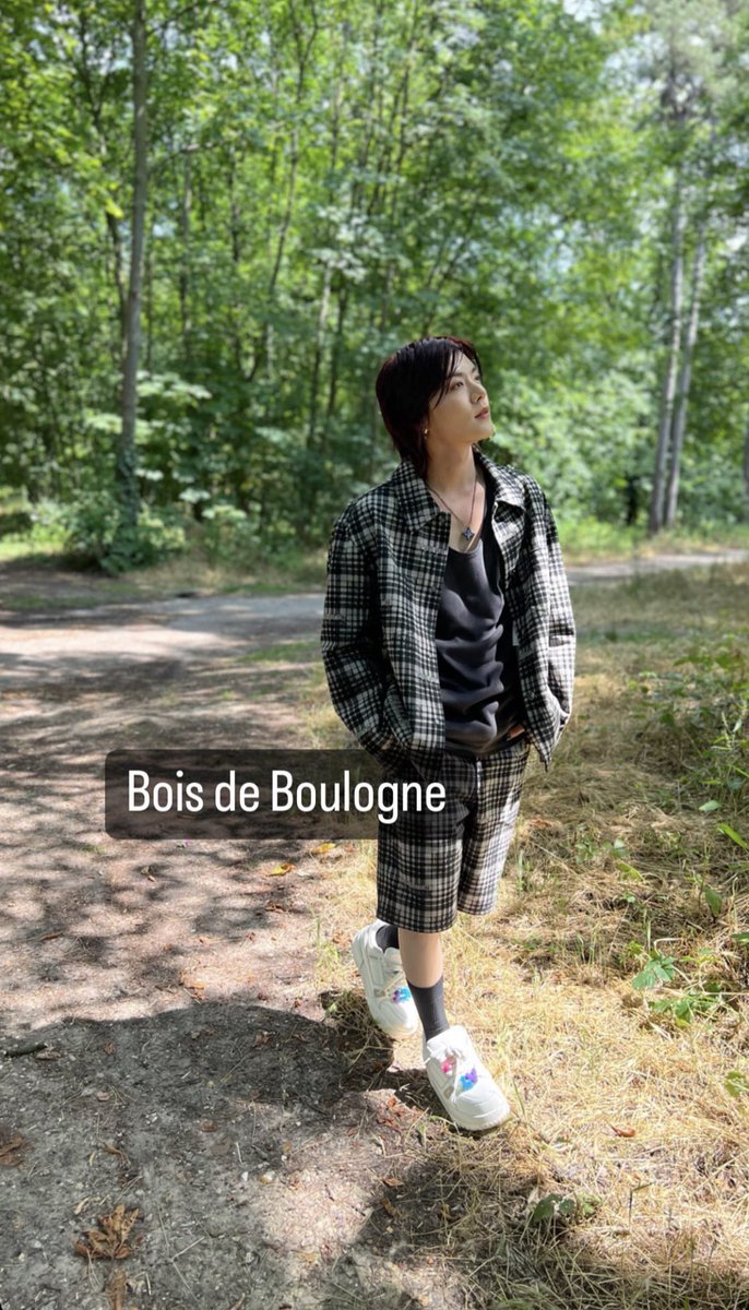 jojolichii's tweet photo. moi quand je vais voir les prix des concerts de kpop de cette année https://t.co/IRudXYYllj