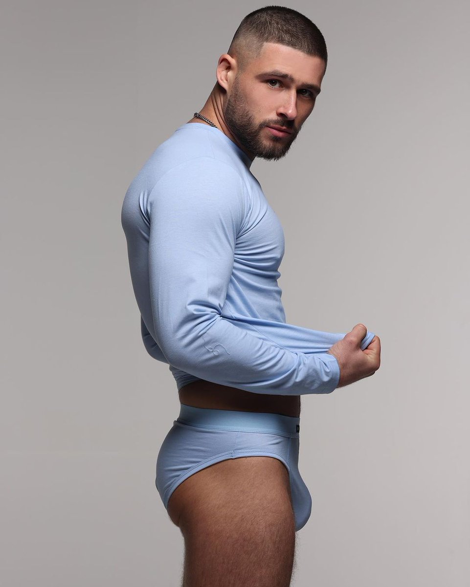 Muchachotes's tweet photo. Couple shots🔥💪
@Muchachotes
#Masculino #Caliente #Sensual #Viril #Musculos https://t.co/yadPnfFoZ3