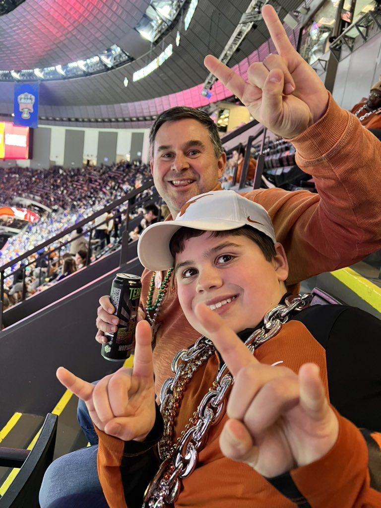 Hook ‘Em #SUGARBOWL