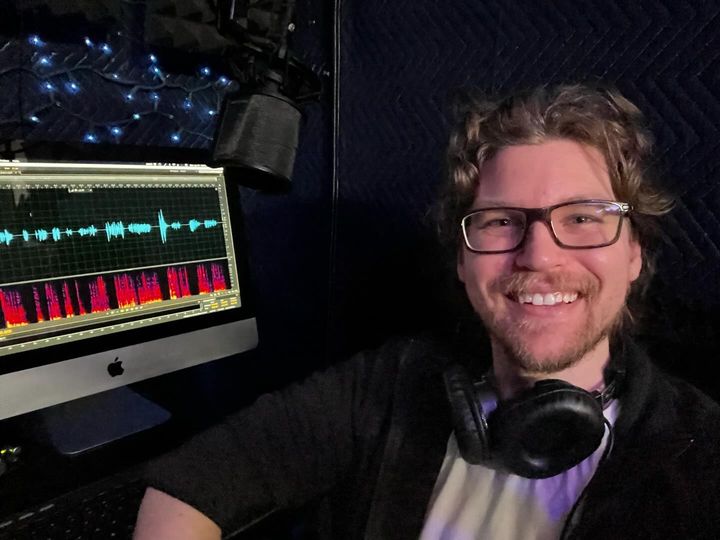 joshclickvo's tweet photo. 2023 was a year of change. I got involved in theatre again after 14 years, and made significant improvements to both my physical and mental health. Ready to tackle 2024 with renewed vigor! I have some exciting plans I can't wait to share when the time comes!

Happy New Year!🎊 https://t.co/OyKsBYhvWa