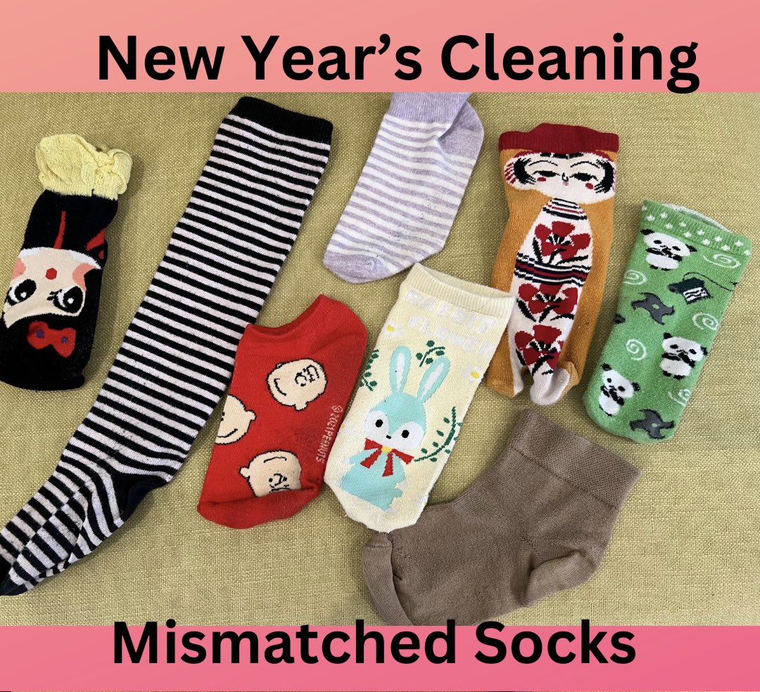 Celyendo's tweet image. Happy 2024! My socks are at it again!
Whole day cleaning, what would you do? 
A) Resolve to find all matching pairs.
B) Embrace a mismatch mantra.
C) Throw out old &amp;amp; start anew.
D) Better idea. 

(C is a challenge for teachers like me who see things like sock puppets).
#CSceleste