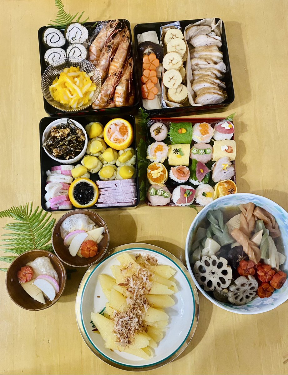 おはようございます
今年もよろしくお願いします

#おうちごはん𓎩𓌉𓇋 
#お節料理