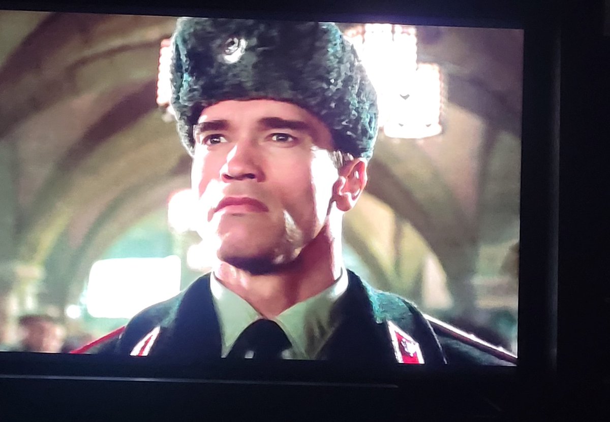 Must start off New Year correctly!
<a href="/Schwarzenegger/">Arnold Schwarzenegger</a> <a href="/TheArnoldFans/">The Arnold Fans</a>