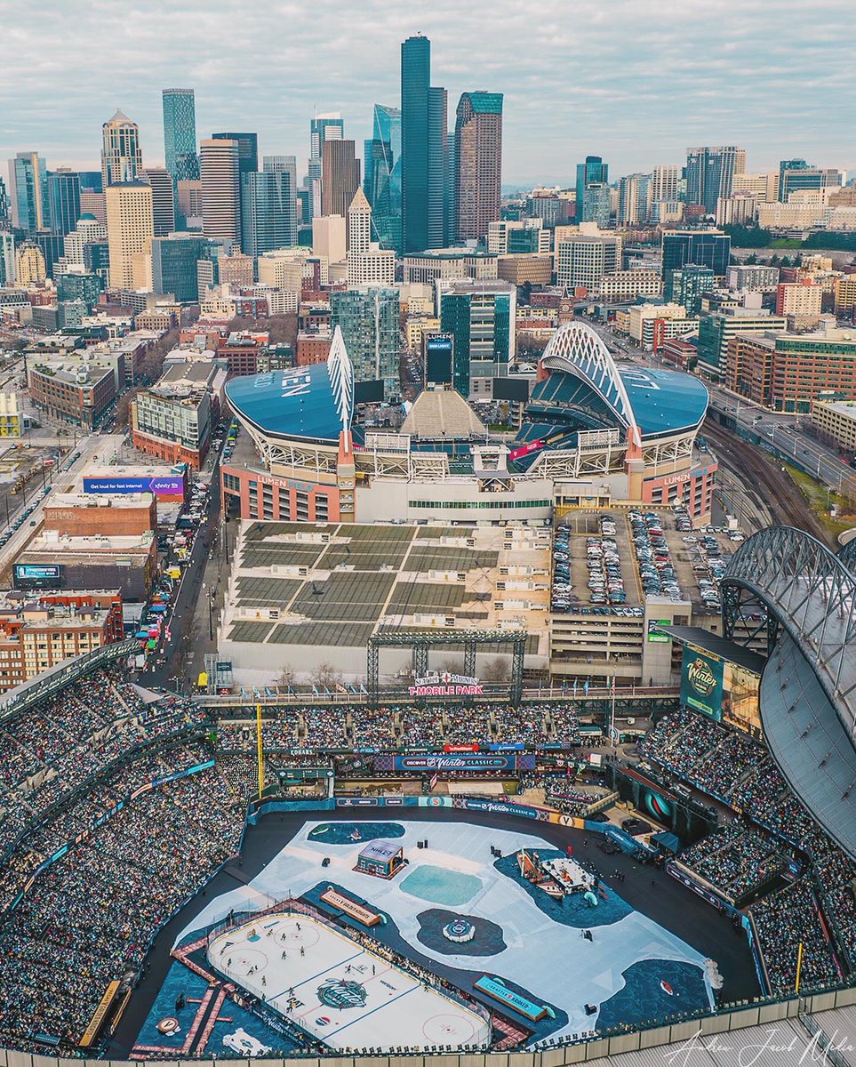 ❄️EPIC @NHL Winter Classic 🏆 The @SeattleKraken battled the @GoldenKnights in an epic showdown, marking another historic chapter in this iconic outdoor NHL event. Seattle was victorious 3-0! 🥅 @SeattleRefined