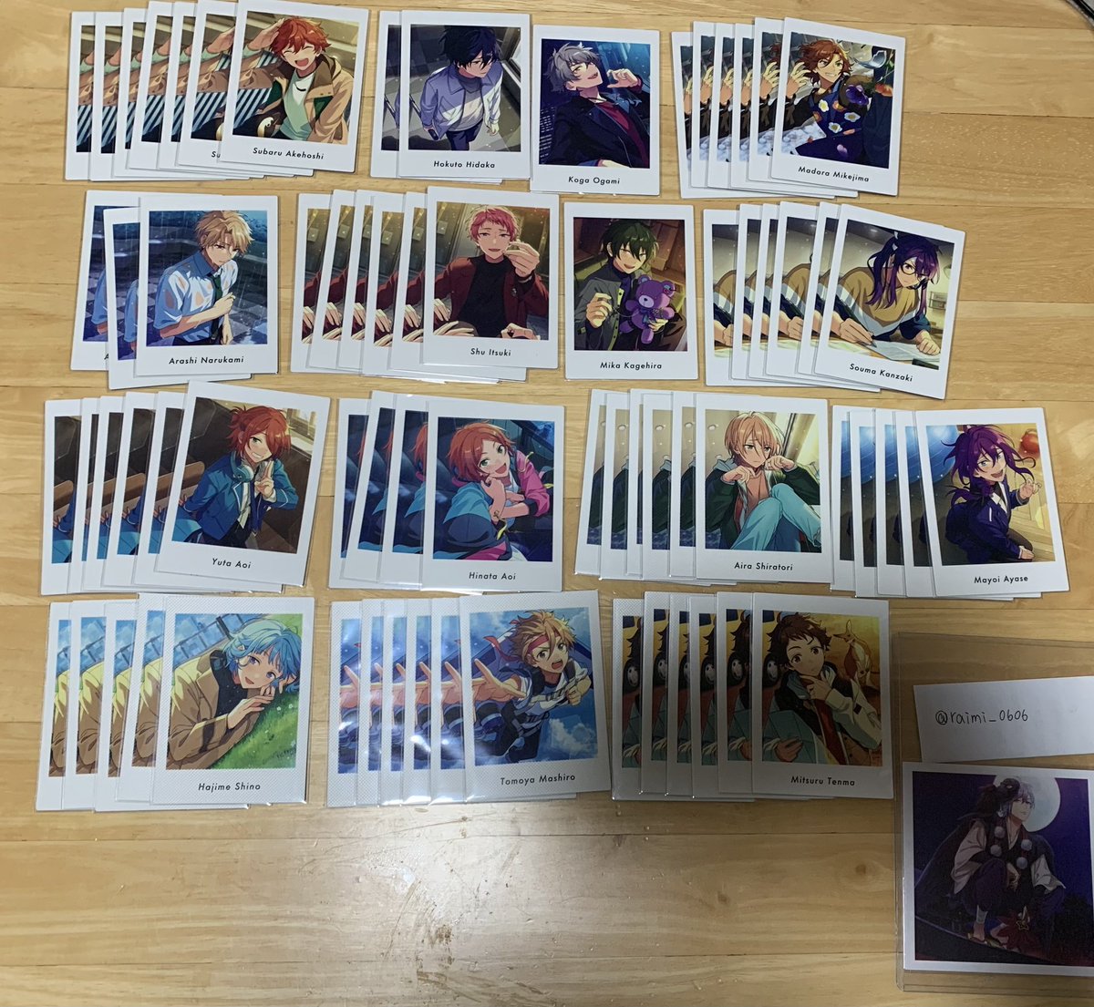 raimi_0606's tweet photo. 【交換】あんスタぱしゃっつP.A.shots!! Vol.4 Action Private

譲→画像参照

求→Pジュン>>>Aジュン.AP一彩

A⇔P交換可能
郵送交換
纏めての方優先

よろしくお願いいたします。 https://t.co/ccGcEVETyW